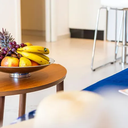 76 Cristianos First Sea Line, Wi Fi *