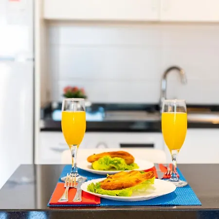 76 Cristianos First Sea Line, Wi Fi Appartement *