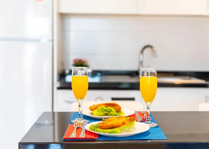 76 Cristianos First Sea Line, Wi Fi Apartment *